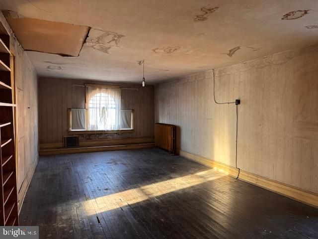 11 N WAYNE, Lewistown, PA 17044