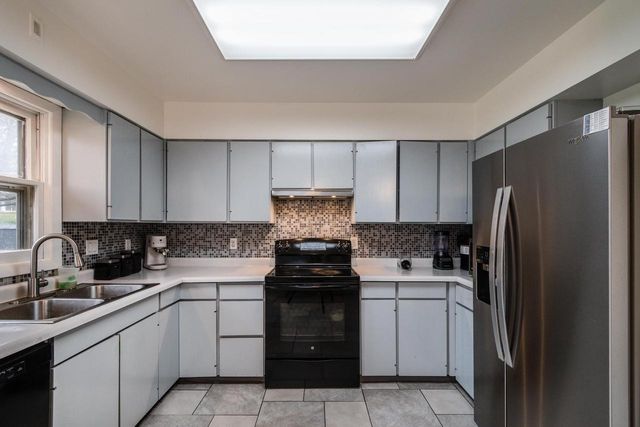 3014-3016 Todd Drive, Madison, WI 53713