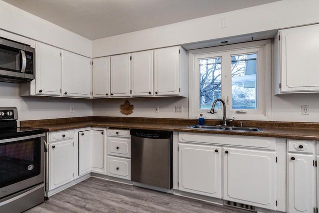 3014-3016 Todd Drive, Madison, WI 53713