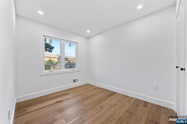 2-07 37th Street, Fair Lawn, NJ 07410
