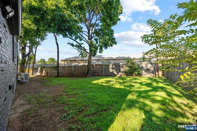 2-07 37th Street, Fair Lawn, NJ 07410