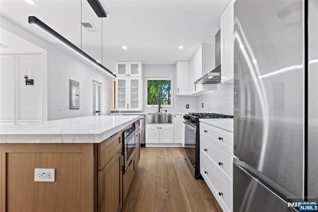 2-07 37th Street, Fair Lawn, NJ 07410