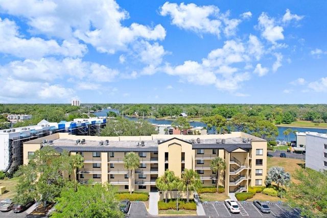 2424 W TAMPA BAY BOULEVARD M205, Tampa, FL 33607