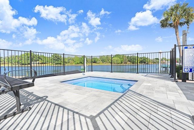 2424 W TAMPA BAY BOULEVARD M205, Tampa, FL 33607