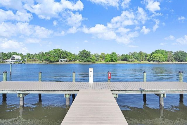 2424 W TAMPA BAY BOULEVARD M205, Tampa, FL 33607