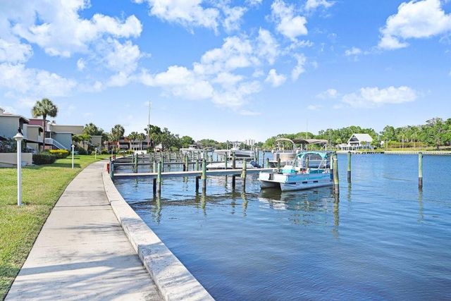 2424 W TAMPA BAY BOULEVARD M205, Tampa, FL 33607