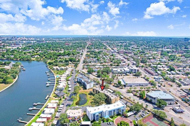 2424 W TAMPA BAY BOULEVARD M205, Tampa, FL 33607