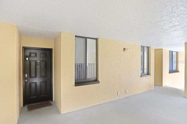 2424 W TAMPA BAY BOULEVARD M205, Tampa, FL 33607