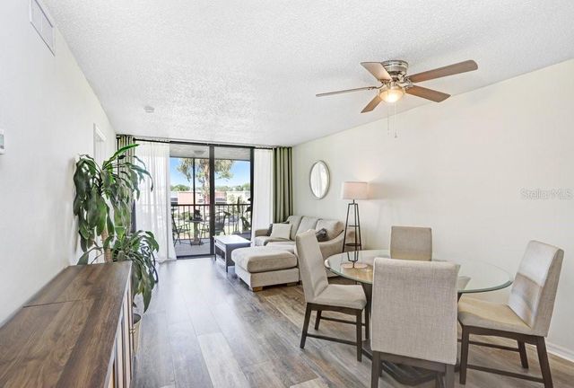 2424 W TAMPA BAY BOULEVARD M205, Tampa, FL 33607