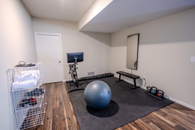 16210 39th Place N, Plymouth, MN 55446