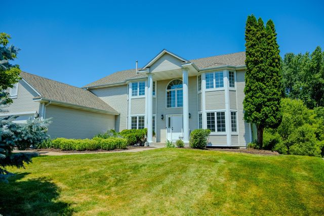 16210 39th Place N, Plymouth, MN 55446