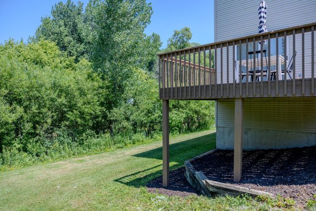16210 39th Place N, Plymouth, MN 55446