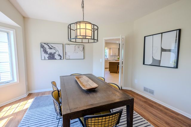 16210 39th Place N, Plymouth, MN 55446