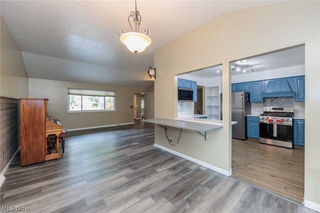 7281 Wil Lou Lane, North Ridgeville, OH 44039