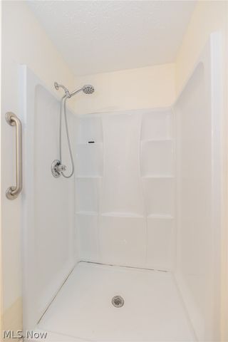 7281 Wil Lou Lane, North Ridgeville, OH 44039