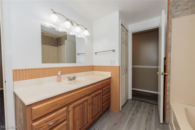 7281 Wil Lou Lane, North Ridgeville, OH 44039