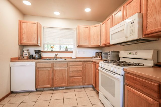 5029 Falcon Drive, Klamath Falls, OR 97601