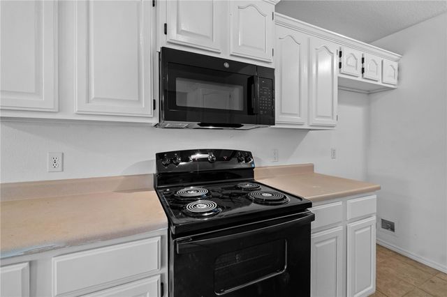 1562 Hutchinson Street, Pea Ridge, AR 72751