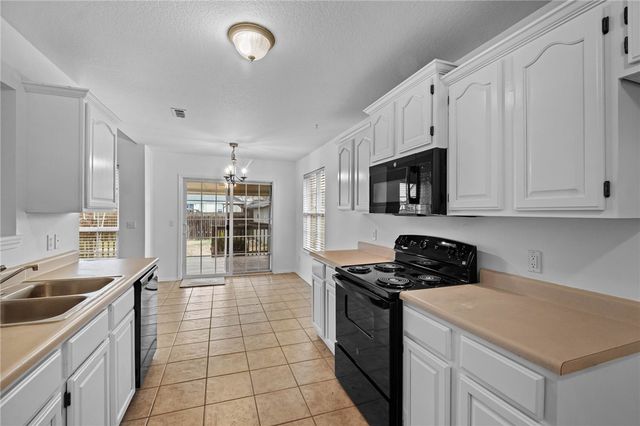 1562 Hutchinson Street, Pea Ridge, AR 72751