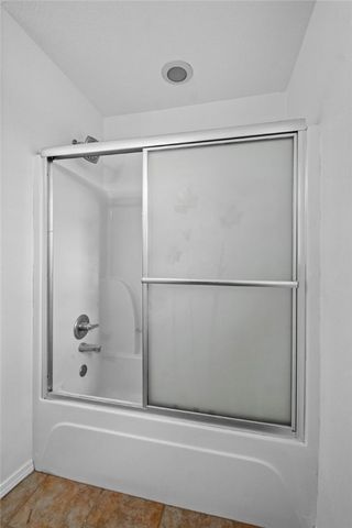 1562 Hutchinson Street, Pea Ridge, AR 72751