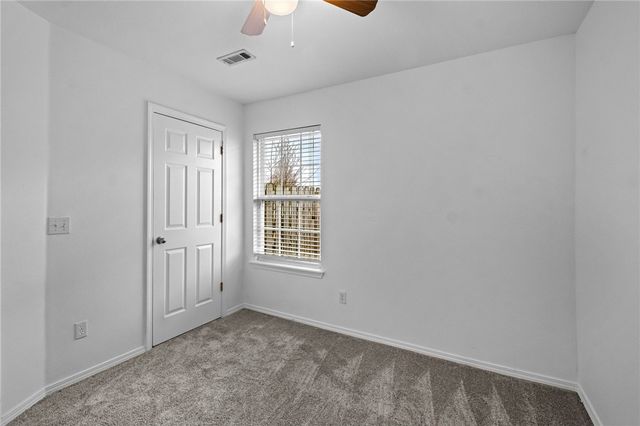 1562 Hutchinson Street, Pea Ridge, AR 72751