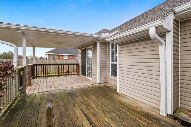 1562 Hutchinson Street, Pea Ridge, AR 72751