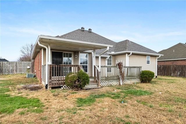 1562 Hutchinson Street, Pea Ridge, AR 72751