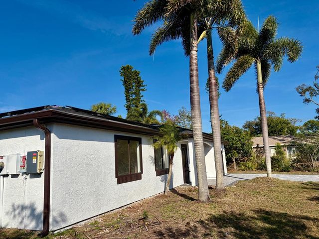 6678 ACMAR COURT, North Port, FL 34287