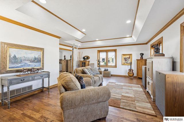 6525 Rolling Hills Court, Lincoln, NE 68512