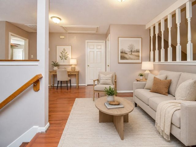 16318 Cobble Springs Court, Sugar Land, TX 77498
