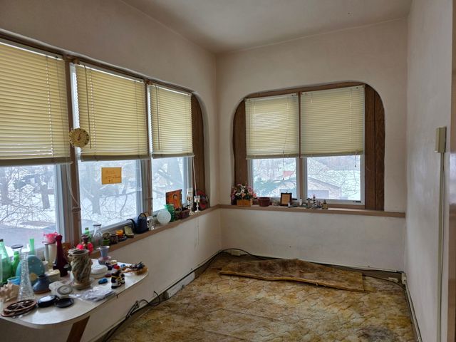 1525 North Avenue, Waukegan, IL 60085