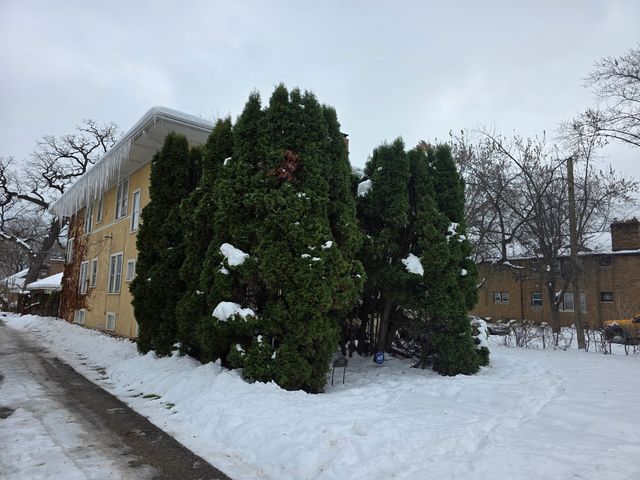 1525 North Avenue, Waukegan, IL 60085