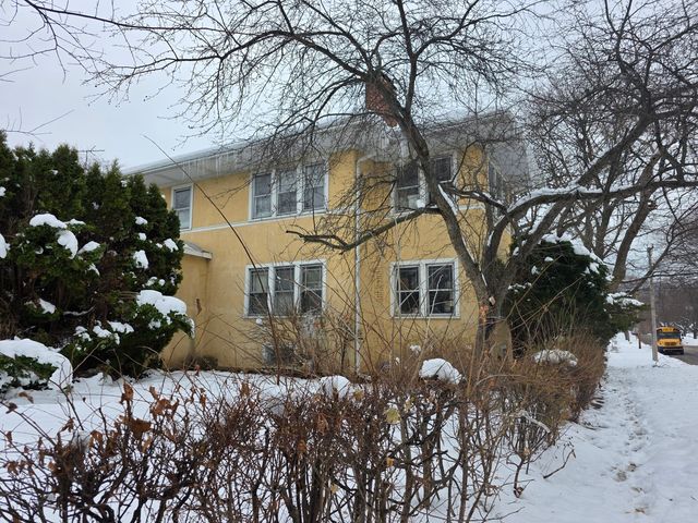 1525 North Avenue, Waukegan, IL 60085