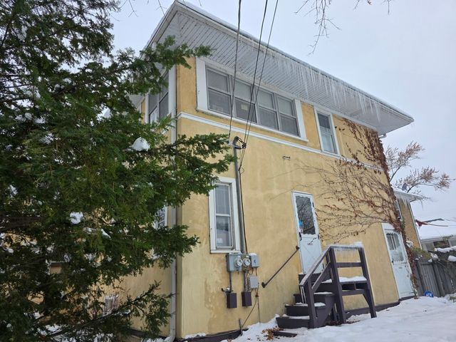 1525 North Avenue, Waukegan, IL 60085