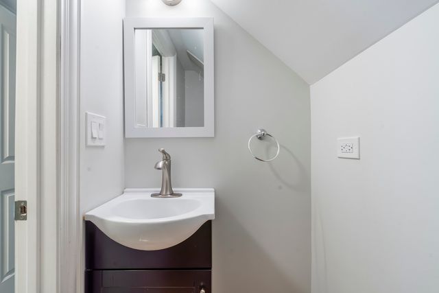 7620 W Gregory Street, Chicago, IL 60656