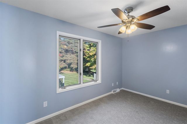 115 Briars Farm Lane, Battle Creek, MI 49017