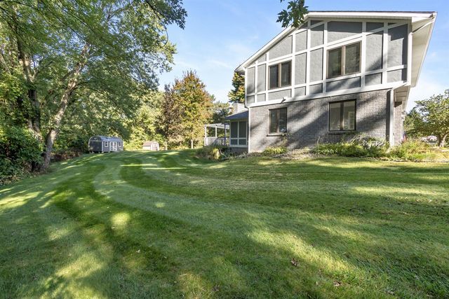 115 Briars Farm Lane, Battle Creek, MI 49017