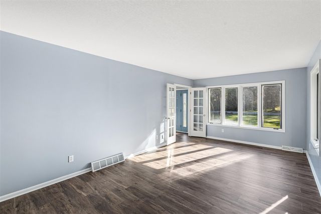 115 Briars Farm Lane, Battle Creek, MI 49017