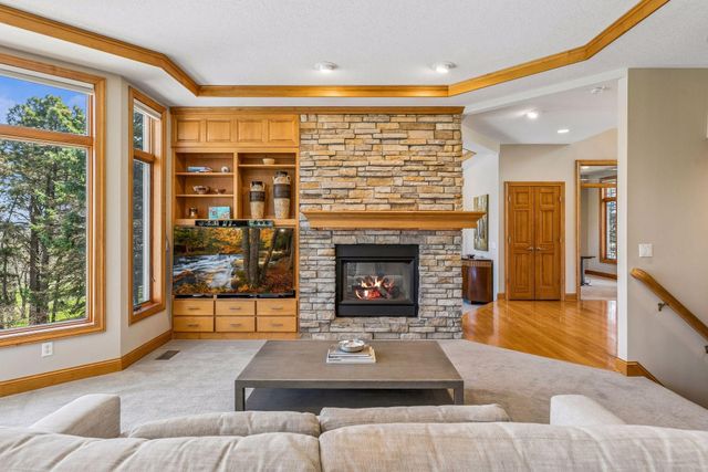 3717 Fairway Point, Woodbury, MN 55125