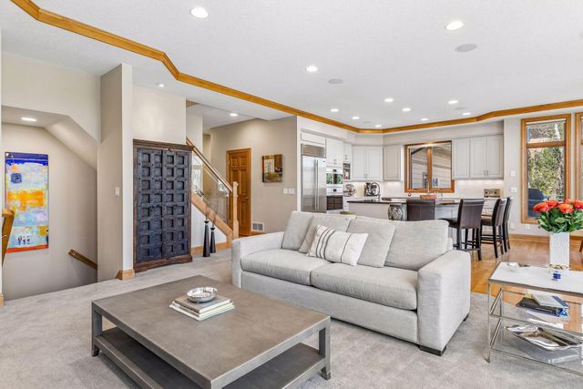 3717 Fairway Point, Woodbury, MN 55125