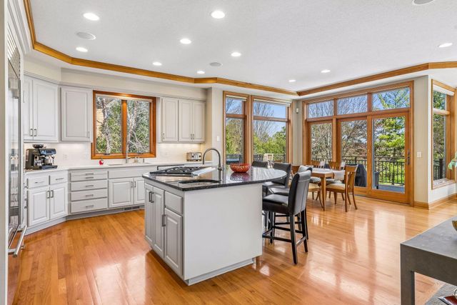 3717 Fairway Point, Woodbury, MN 55125