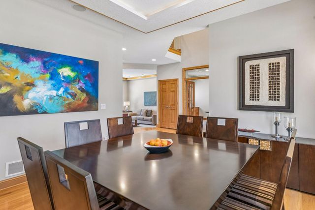 3717 Fairway Point, Woodbury, MN 55125