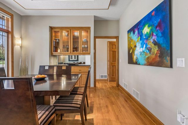 3717 Fairway Point, Woodbury, MN 55125