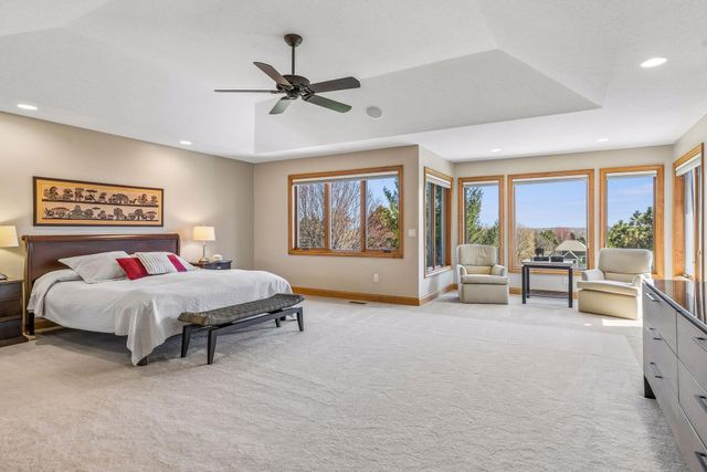 3717 Fairway Point, Woodbury, MN 55125