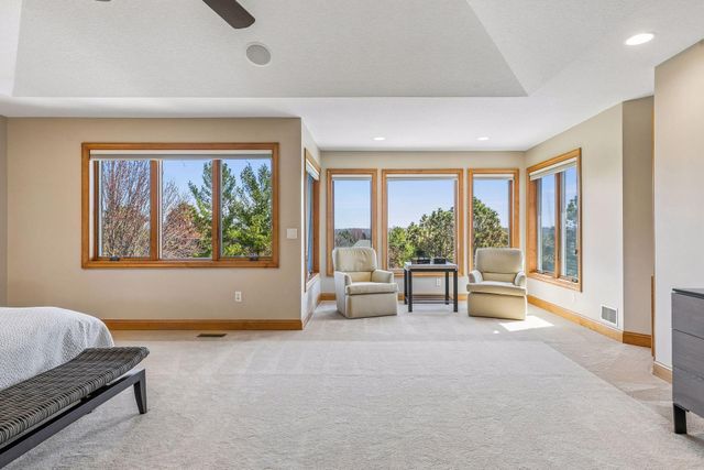 3717 Fairway Point, Woodbury, MN 55125