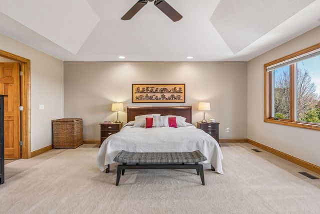 3717 Fairway Point, Woodbury, MN 55125