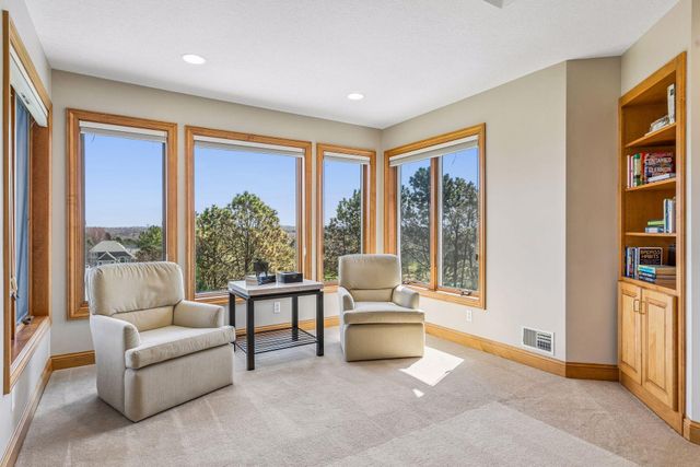 3717 Fairway Point, Woodbury, MN 55125