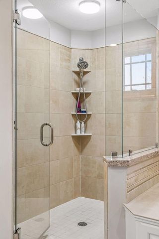 3717 Fairway Point, Woodbury, MN 55125