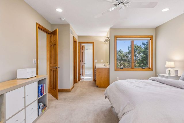 3717 Fairway Point, Woodbury, MN 55125