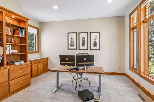 3717 Fairway Point, Woodbury, MN 55125